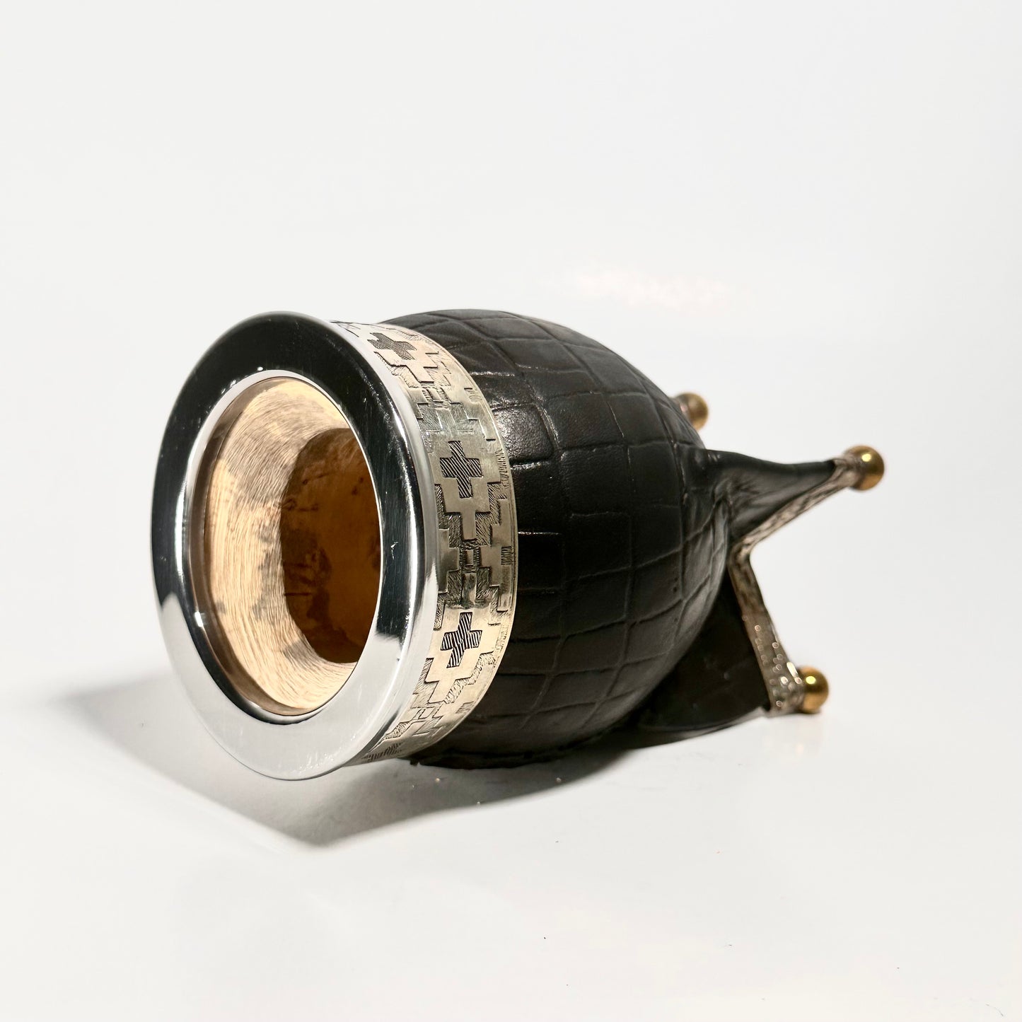 Mate Cup Argentino Imperial Con Base Croco Black.(With Straw)