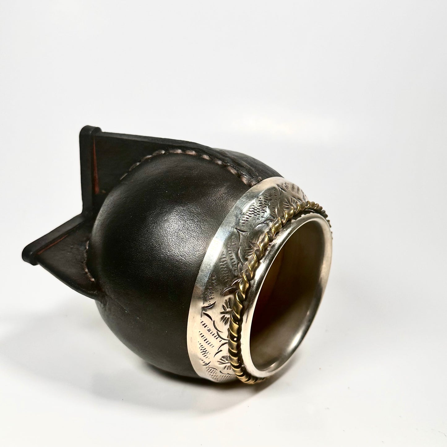 Mate Cup Argentino Torpedo sin base-con fleje de Bronce. (With Straw)