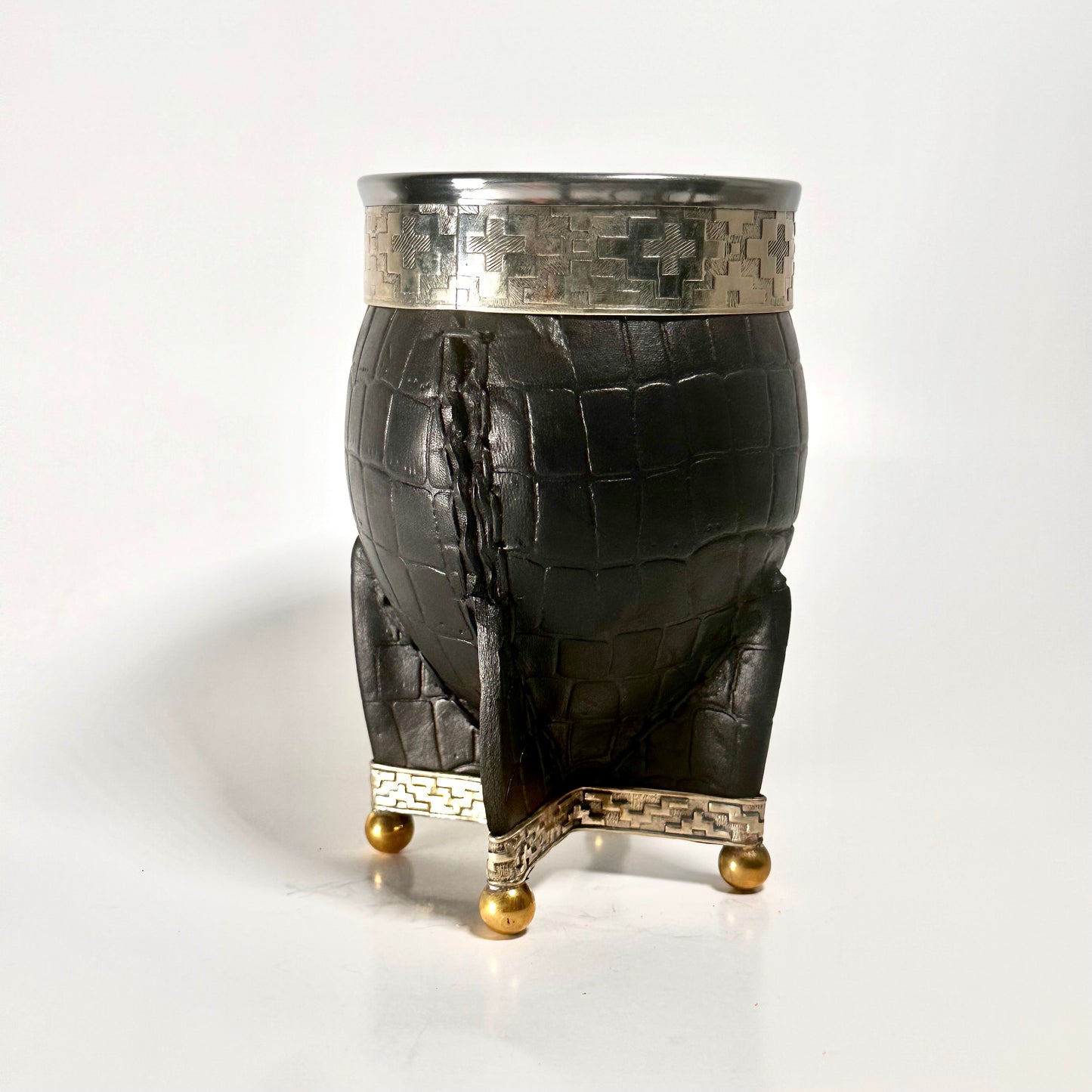 Mate Cup Argentino Imperial Con Base Croco Black.(With Straw)