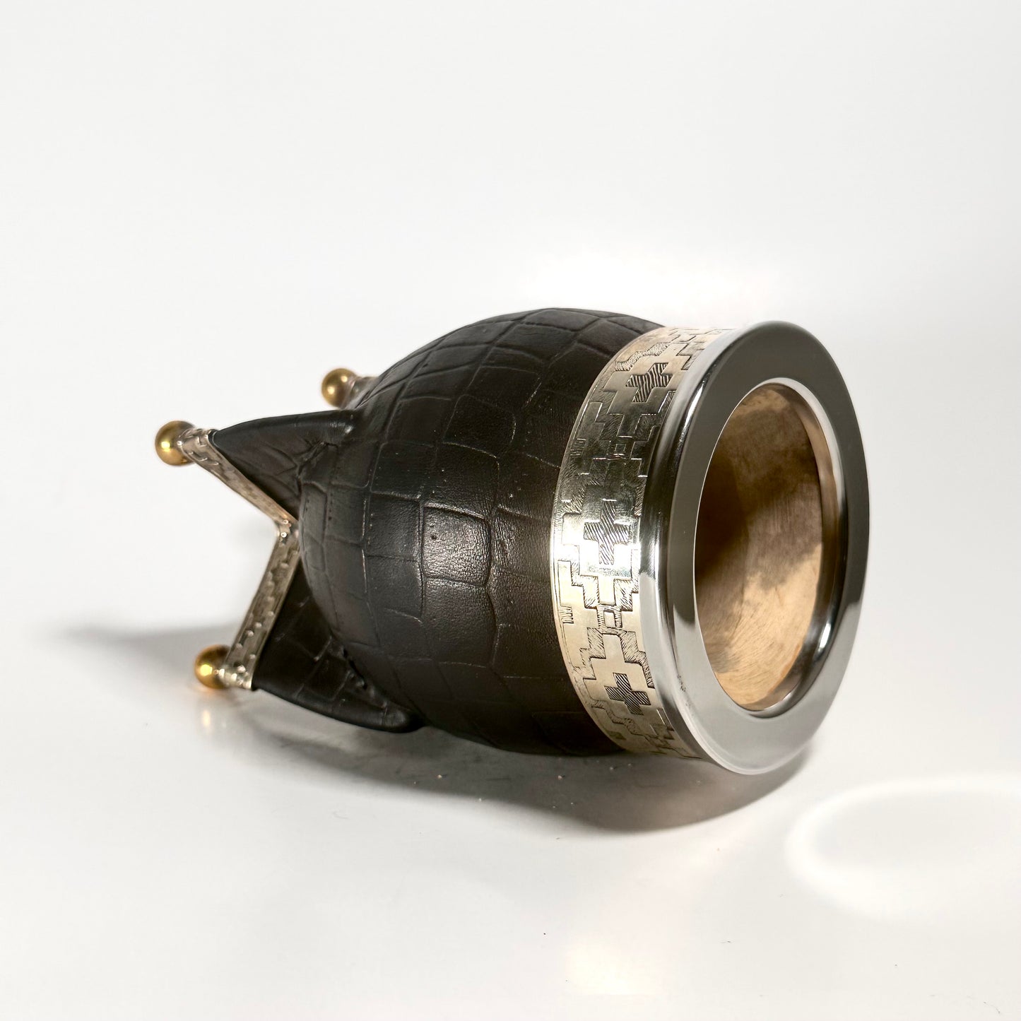 Mate Cup Argentino Imperial Con Base Croco Black.(With Straw)