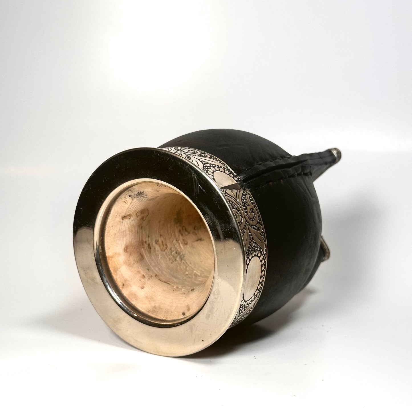 Mate Cup Argentino Imperial Con Base sin bolitas Black. (With Straw)