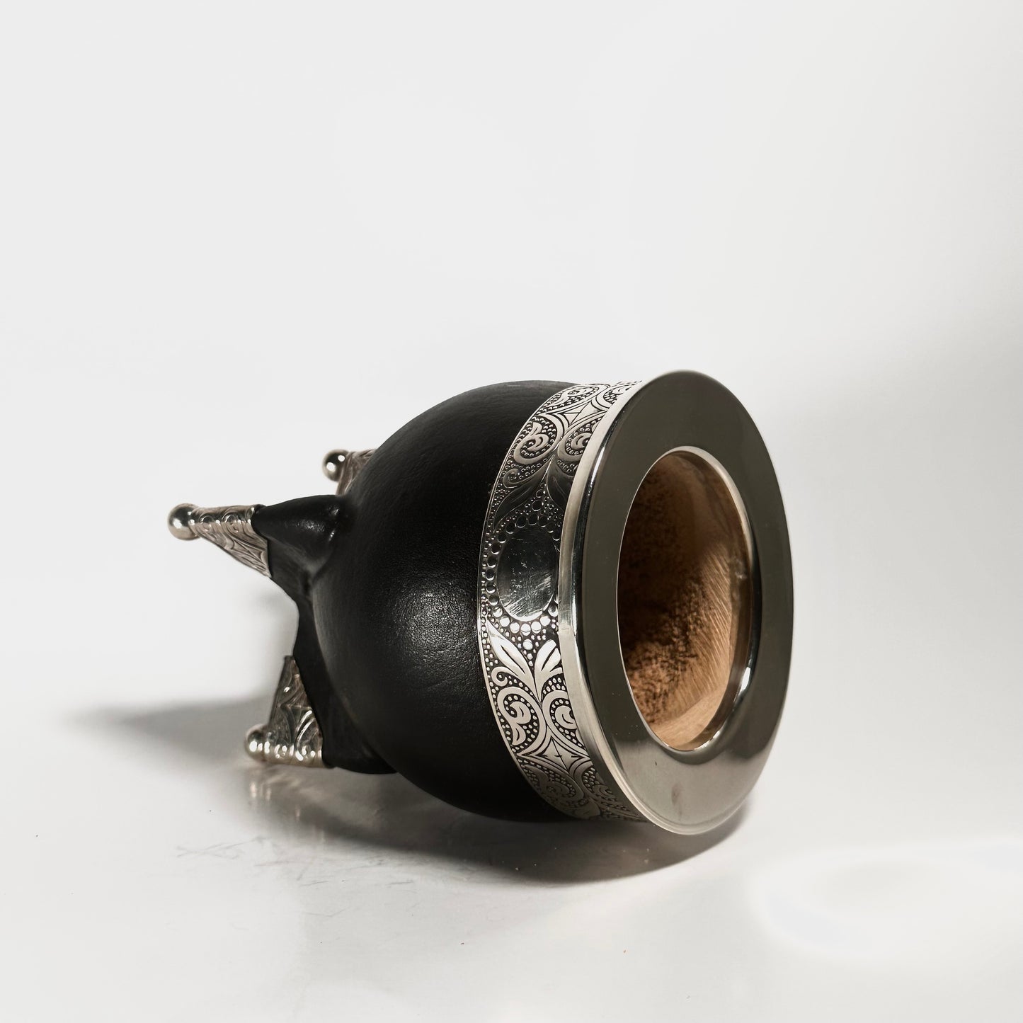 Mate Cup Argentino Imperial Con Base Black.(With Straw)