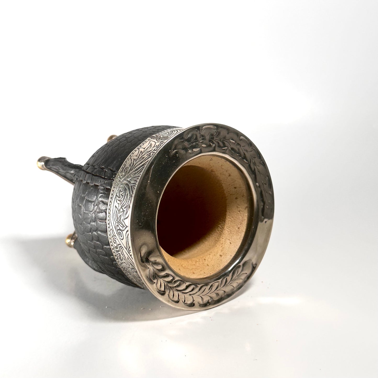 Mate Cup Argentino Imperial Croco Cincelado con Base Black.(With Straw)