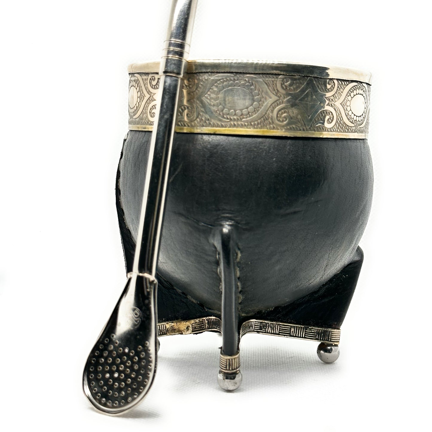 Mate Cup Argentino Imperial Con Base Black.(With Straw)